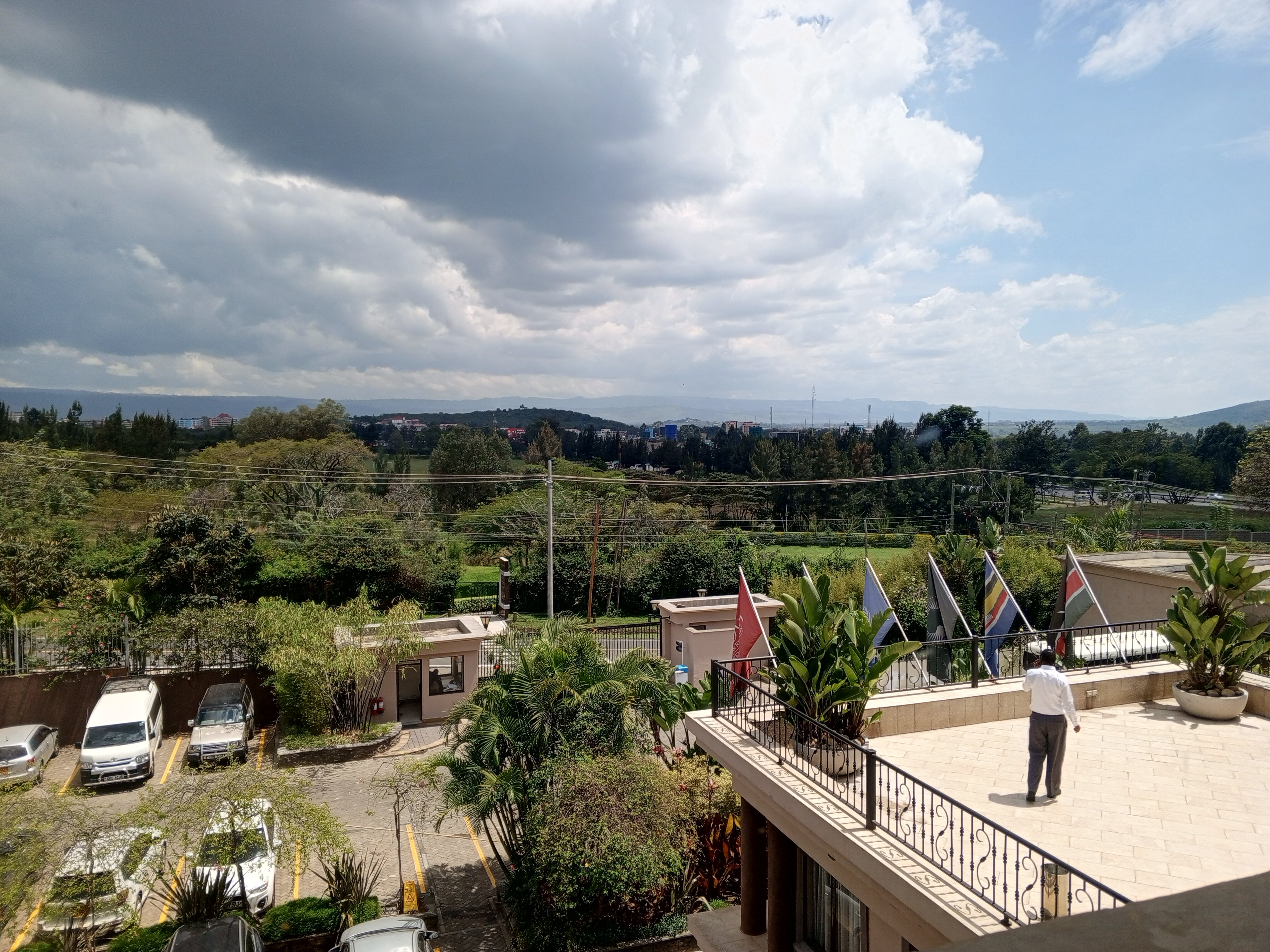 Sarova Woodlands-官方