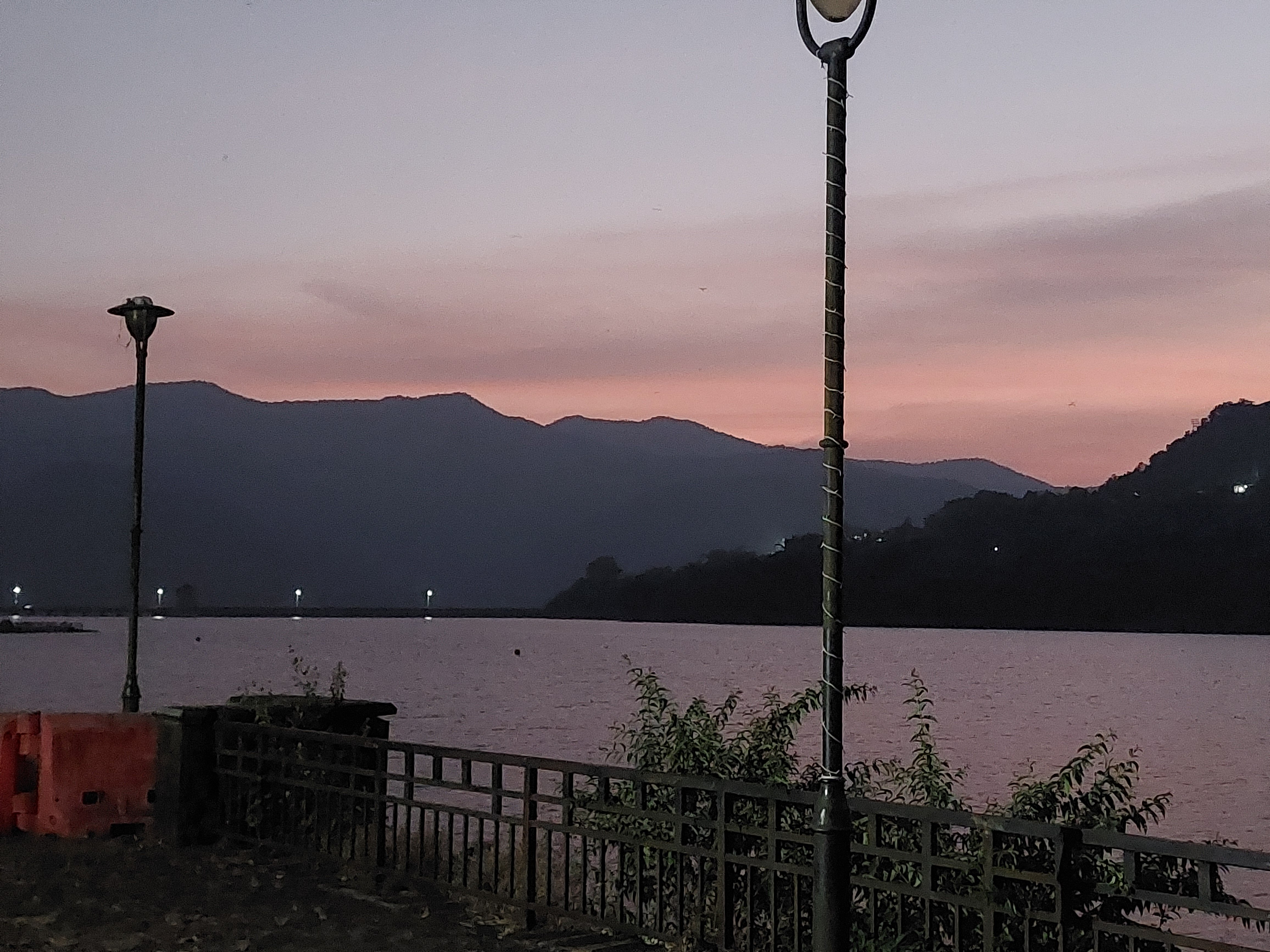 The Waterfront Shaw, Lavasa-官方