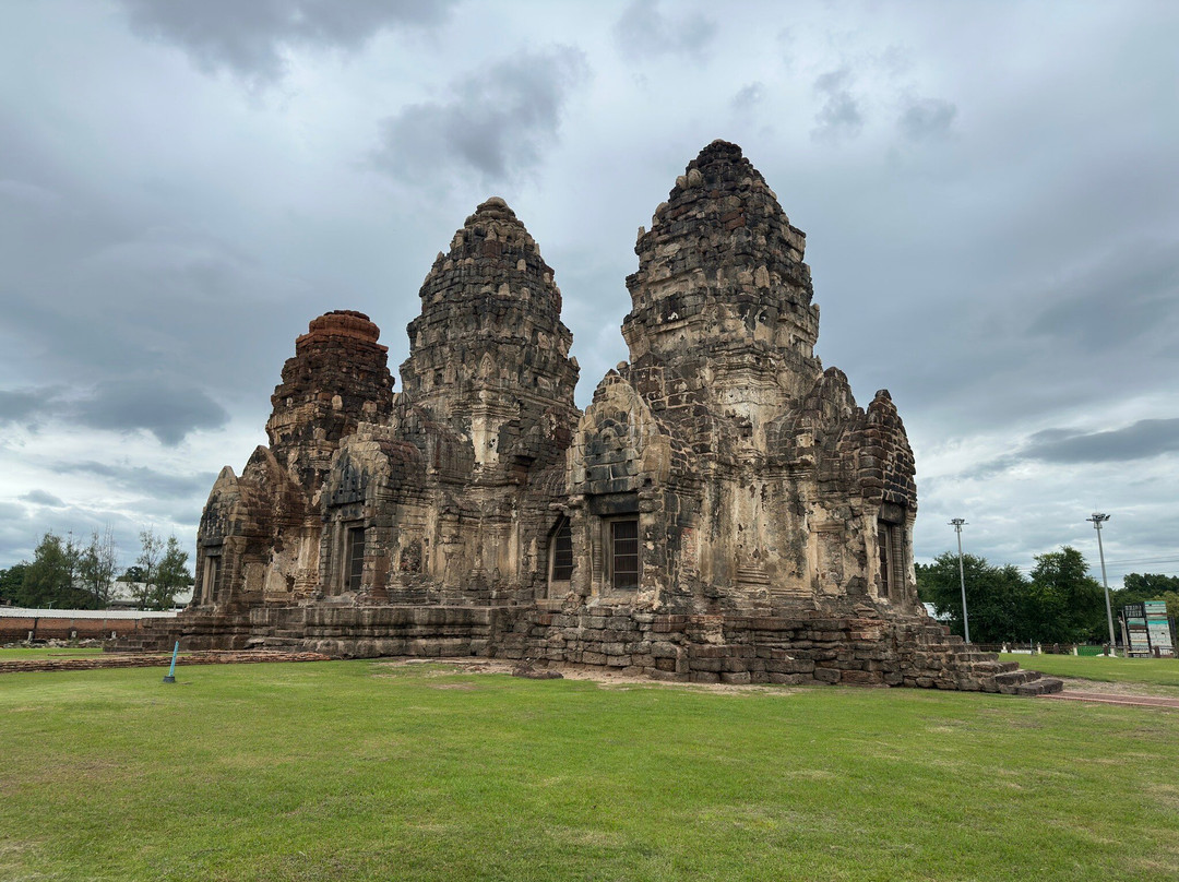 Charlie Connection Travel & Tour-暖武里必去景点