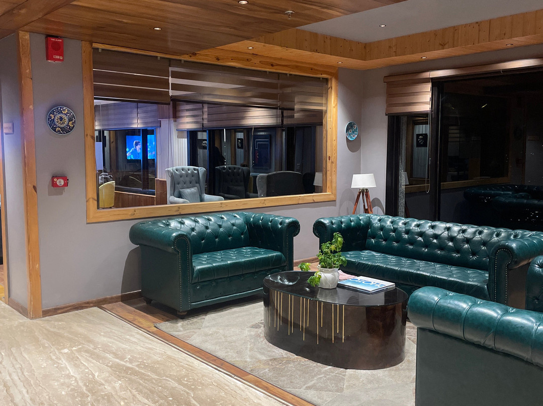 jüSTa Cliffend Resort & Spa, Mashobra主图