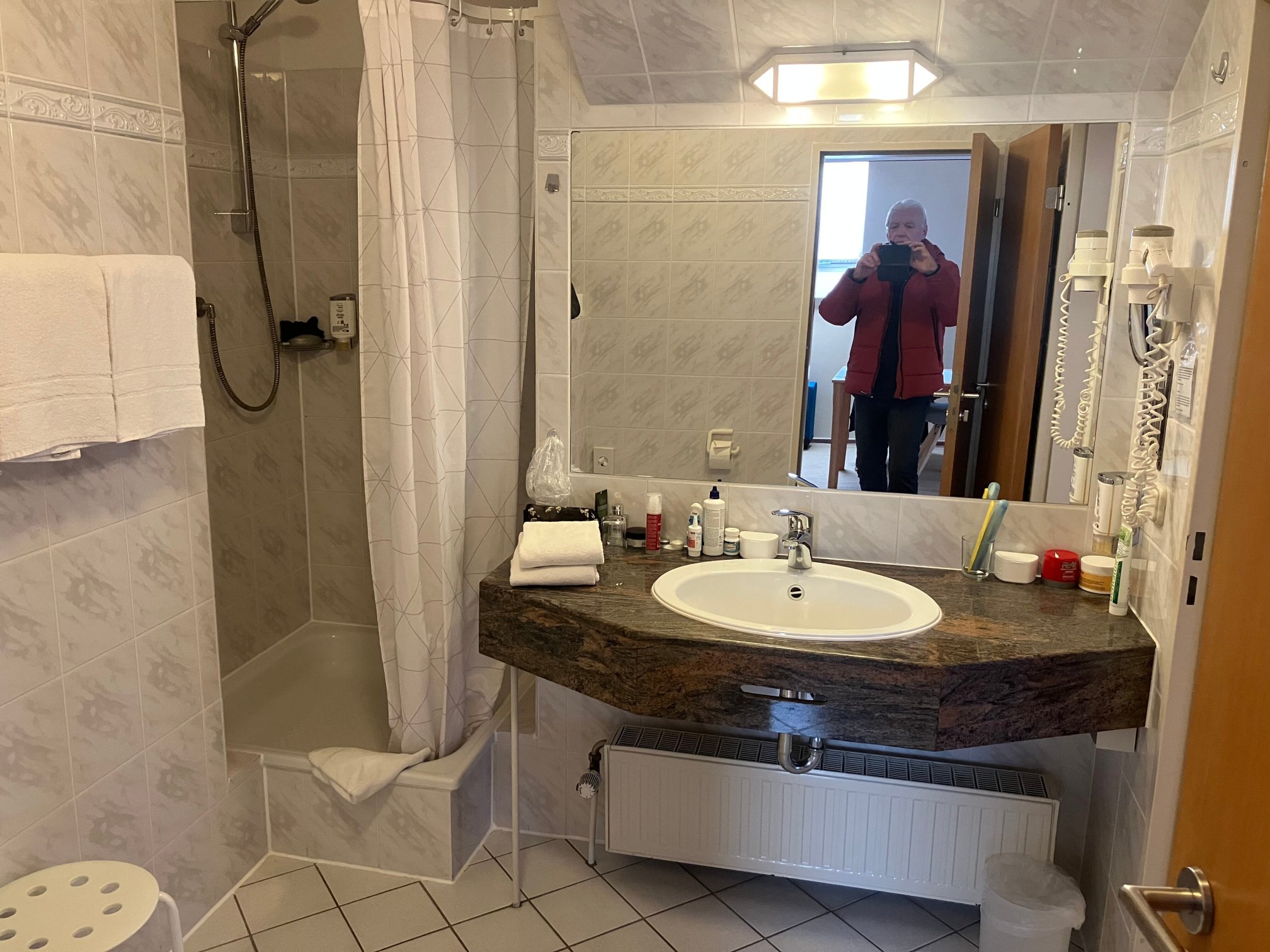 阿密纽斯罗曼蒂克酒店-浴室