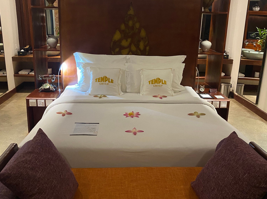 Golden Temple Boutique主图