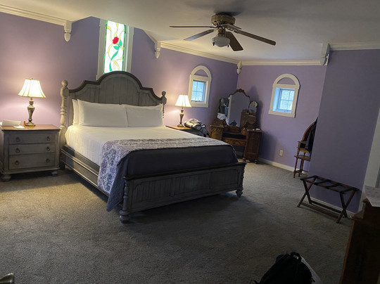 Ravenwood Castle主图