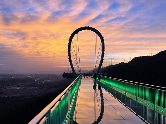 黄腾峡天门悬廊-清远市必去景点