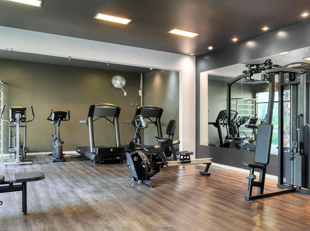 贝洛哈里桑塔酒店住宿-贝洛奥里藏特凯撒商务酒店