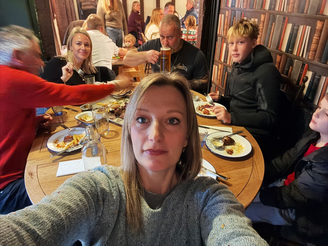 The Spotted Dog主图