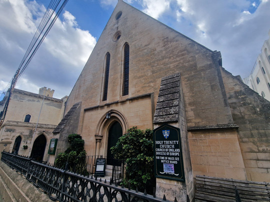 Holy Trinity Church-斯利马必去景点