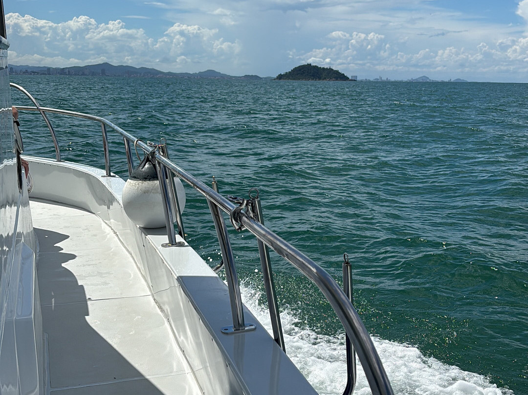 Passeios de Lancha SC-Picarras必去景点