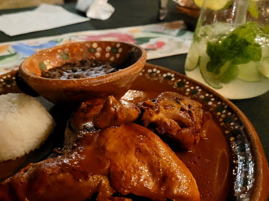 Zazil Tunich-巴利亚多利德必去景点