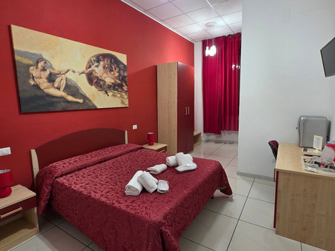 阿尔伯格玛瑞旅馆主图