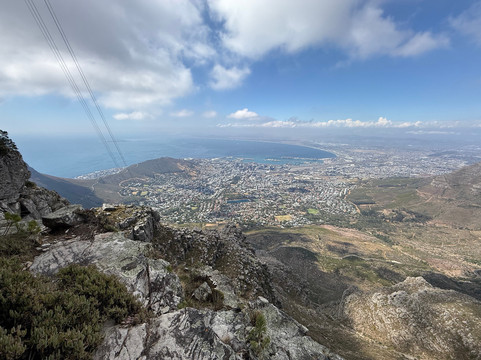 Climb Table Mountain-开普敦中心区必去景点