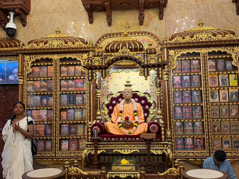 Sri Sri Radha Gopinath Temple-孟买必去景点