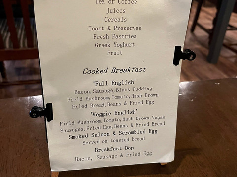 塔尔博特民宿旅店主图