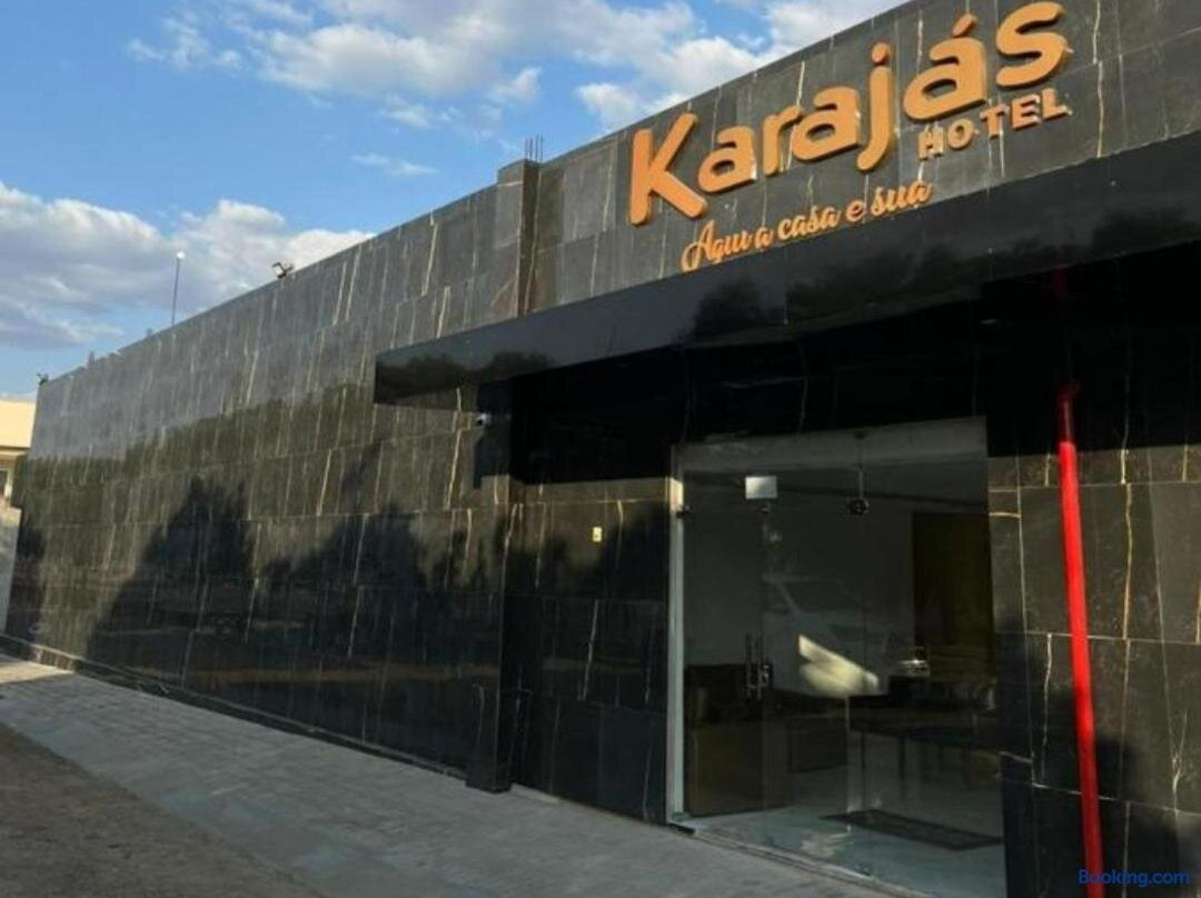 Karajas Hotel