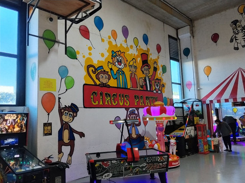 Circus Party-穆然必去景点