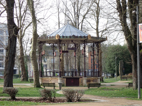 Square de la Gare-沙勒维尔梅济耶尔必去景点