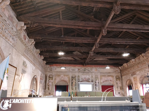 Palazzo dei Trecento-特雷维索必去景点