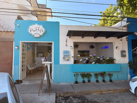 Fluffy's (fluffy's Pv)