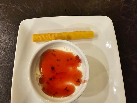 凡内格里酒店主图