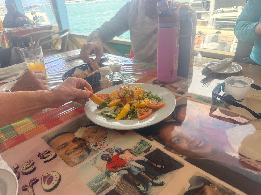 Charlie's Bistro