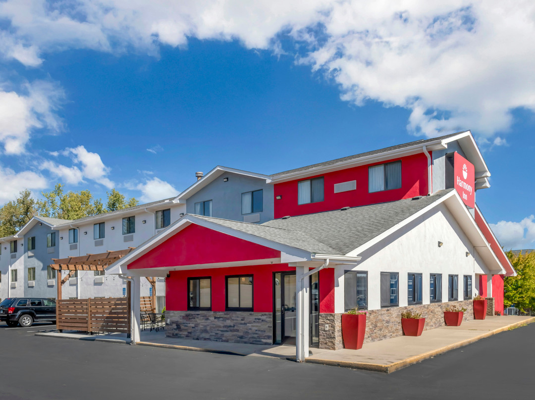 Saint James酒店住宿-Harmony Inn & Suites - New Ulm