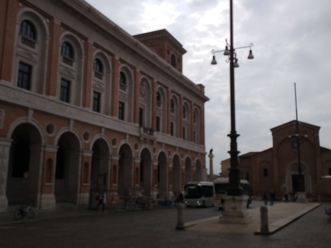 Abbazia di San Mercuriale-弗利必去景点