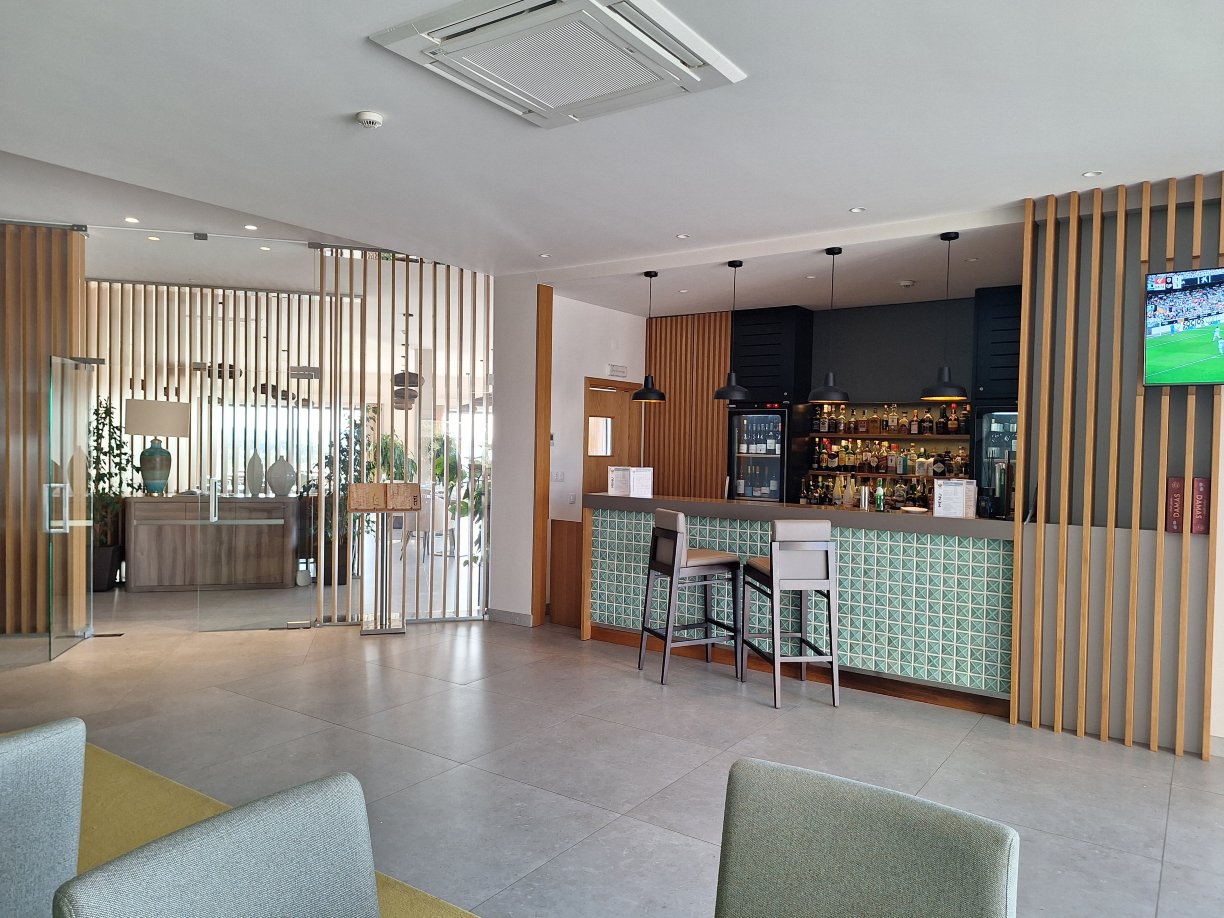 赫达迪德尔加多斯酒店-旅行者