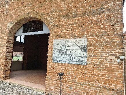 Castello Di Chignolo Po-Chignolo Po必去景点