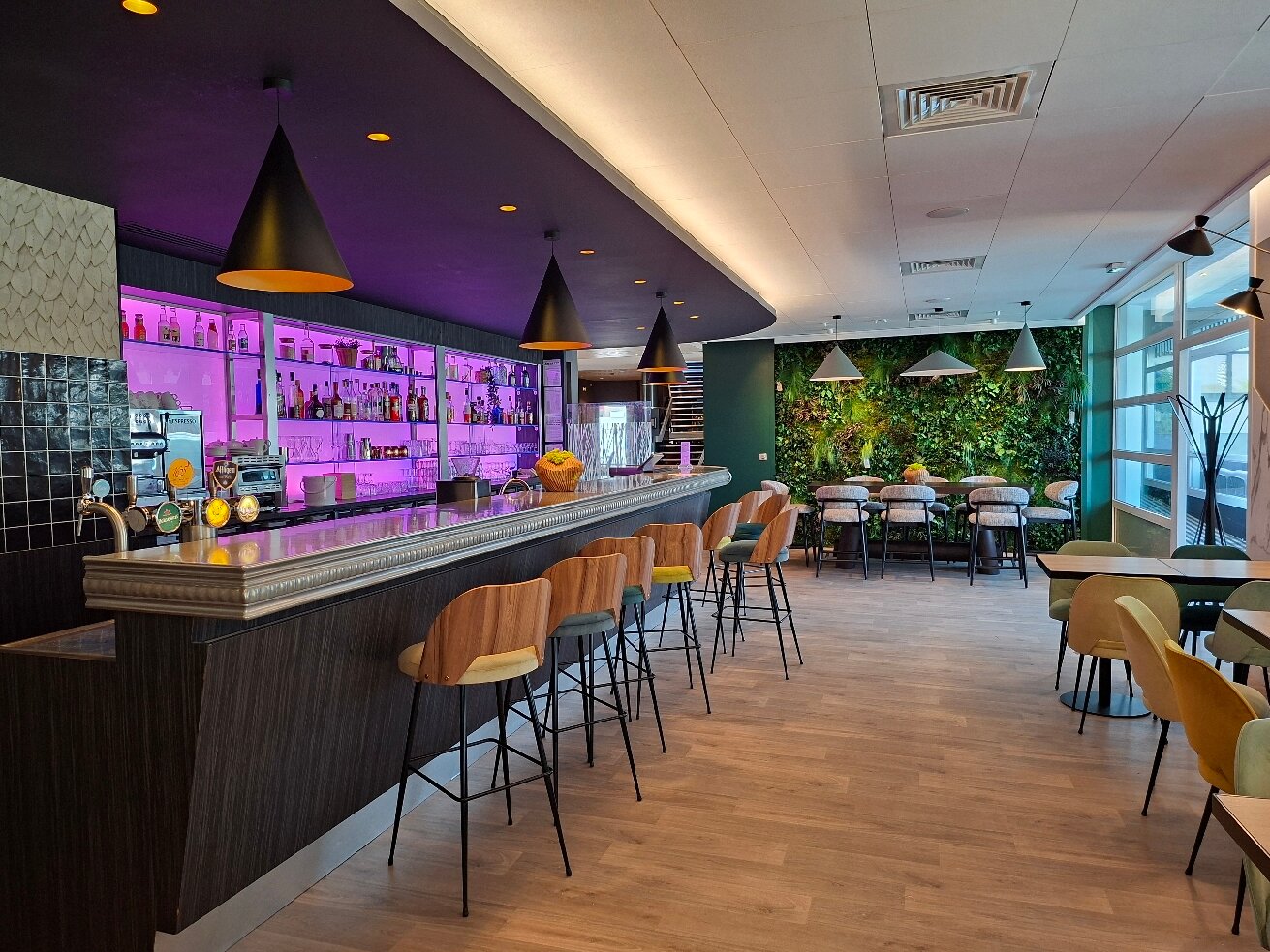 兰斯蒂恩奎克斯诺富特酒店-旅行者