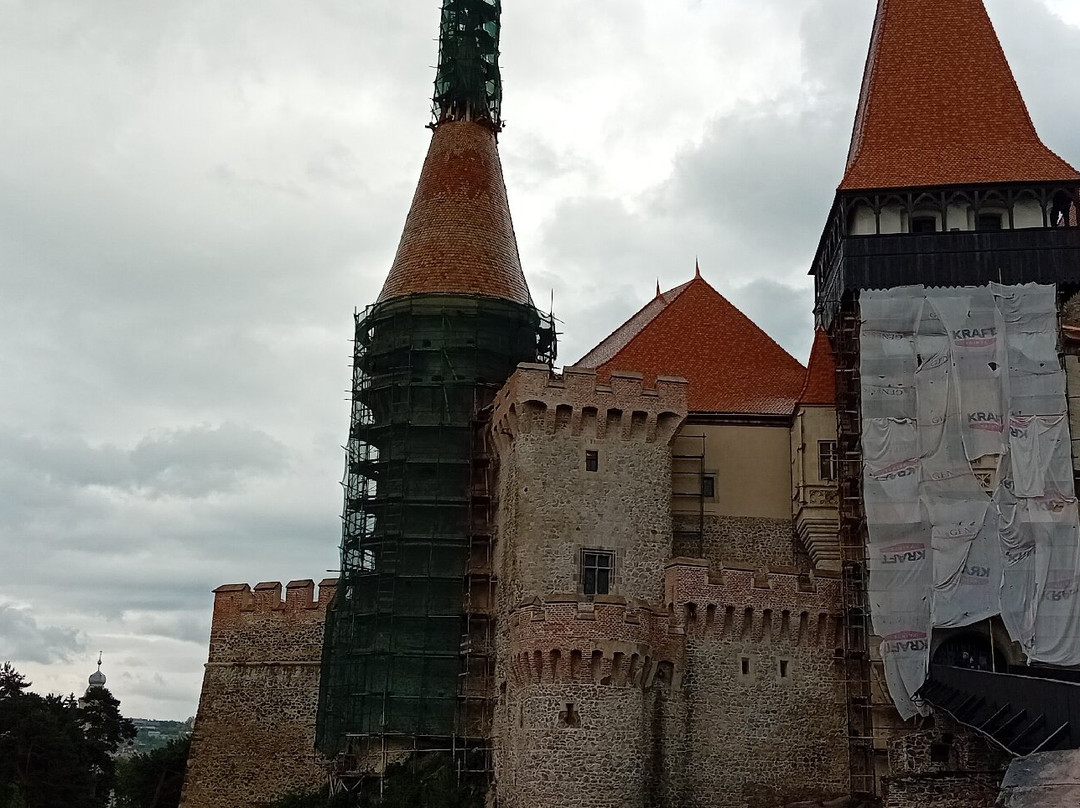 Castelul Corvinilor-Hunedoara必去景点