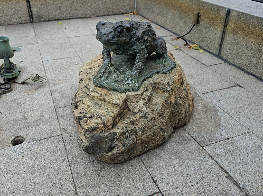 Statyn ''paddan''-Nynashamn必去景点
