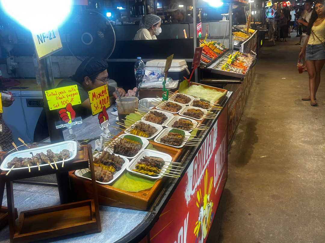 Ao Nang Landmark Night Market-奥南必去景点