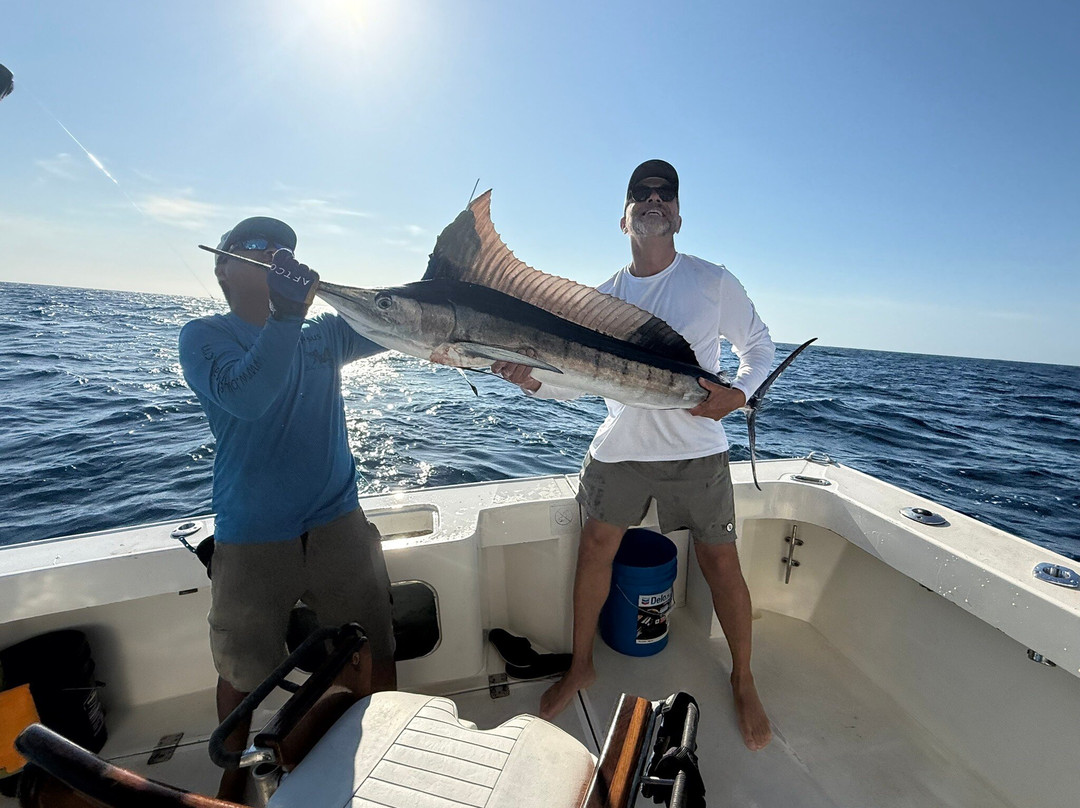 Blue Sky Cabo Fishing and Tours-卡波圣卢卡斯必去景点