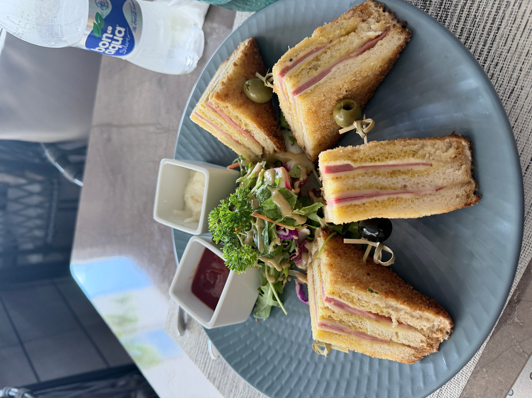 Cloud Bistro