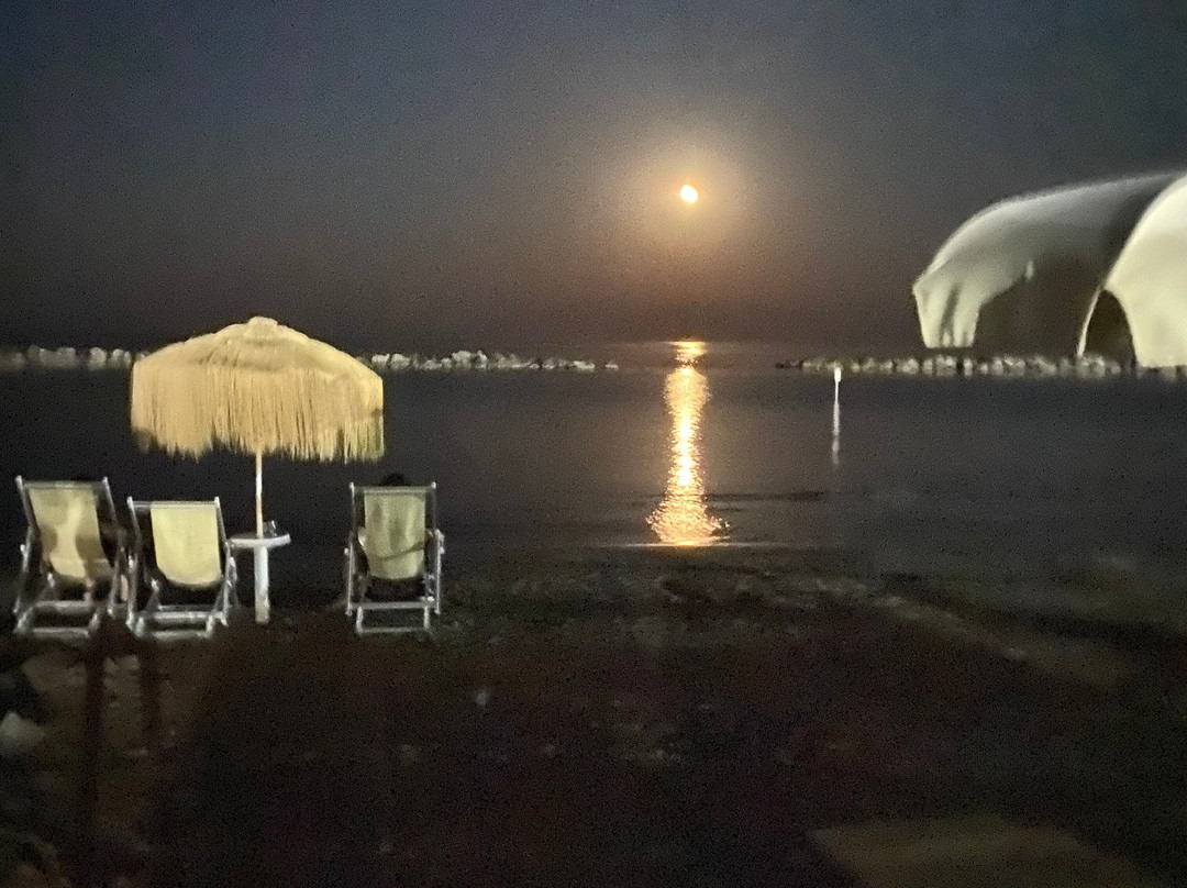 海滨码头酒店主图