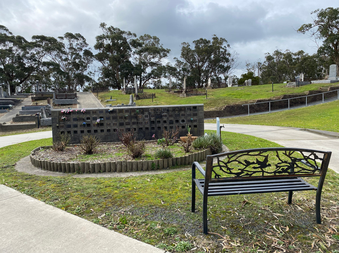 Grantville Cemetery