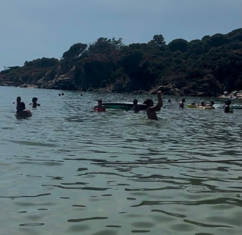 Spiaggia di Cavoli-Seccheto必去景点