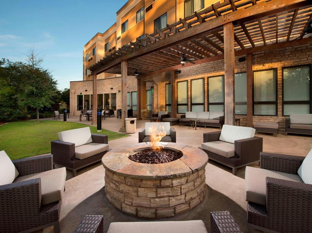 Broaddus酒店住宿-Courtyard by Marriott Lufkin