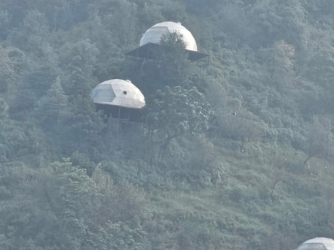 胡斯塔高山度假酒店主图