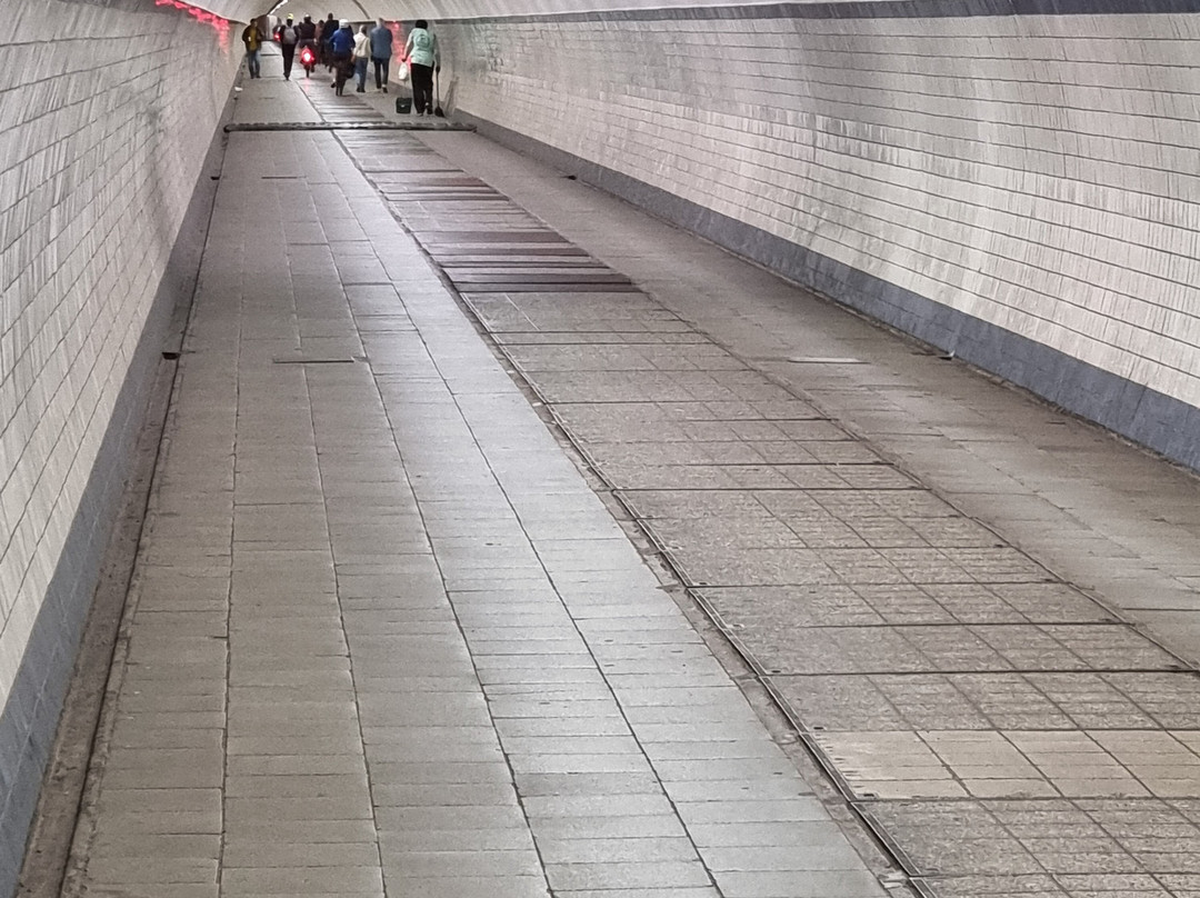 St. Anna's Tunnel / Pedestrians' Tunnel-安特卫普必去景点