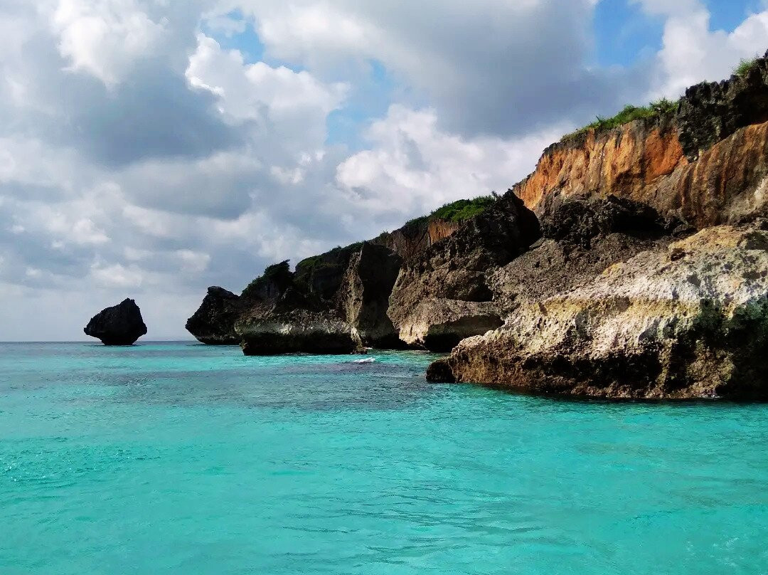 Bahuluang Island