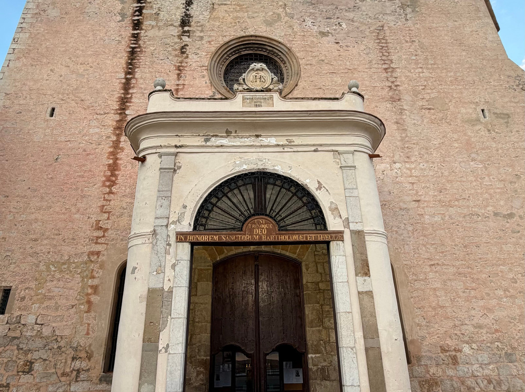 Church of Sant Bartomeu & Santa Tecla-锡切斯必去景点