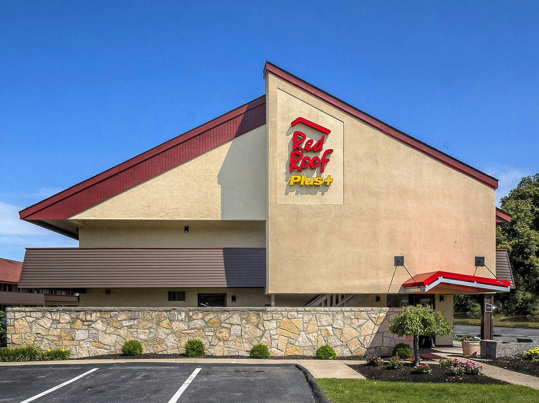 Wayland酒店住宿-Red Roof PLUS+ Boston - Framingham