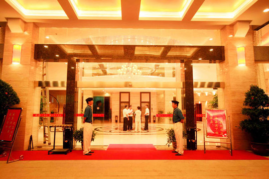 张家界皇廷大酒店主图