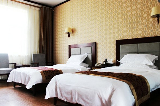 承德枫水湾森林温泉城