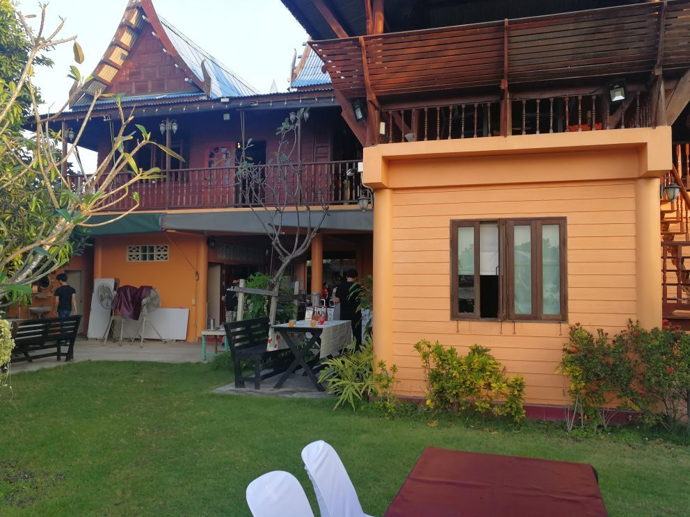 Panviman Amphawa Garden Resort