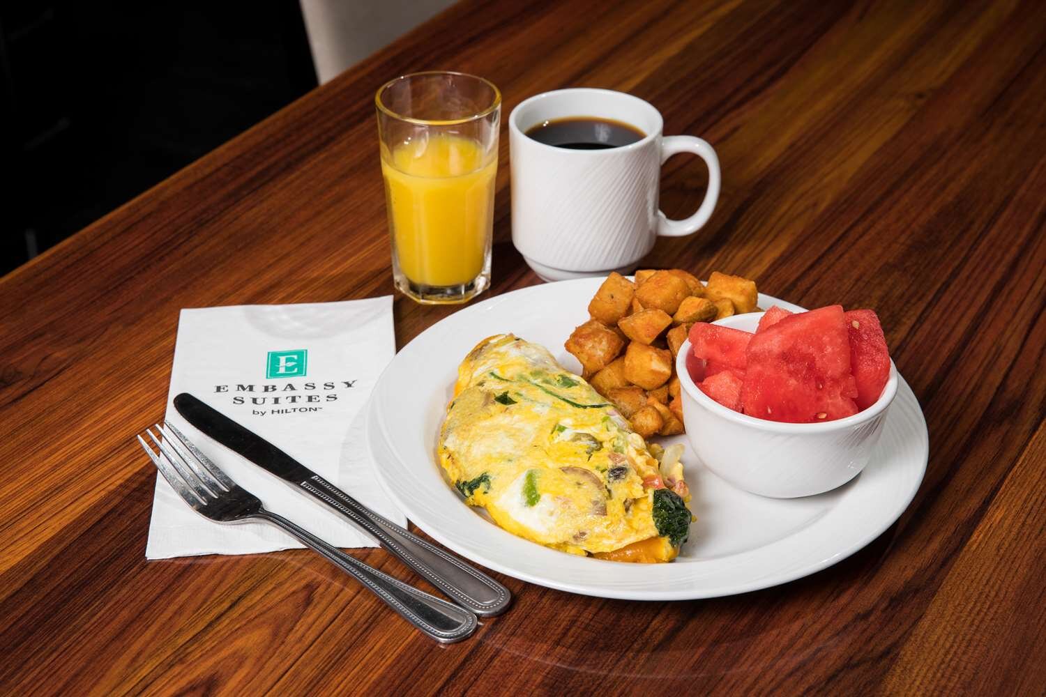 Embassy Suites by Hilton Louisville East-官方