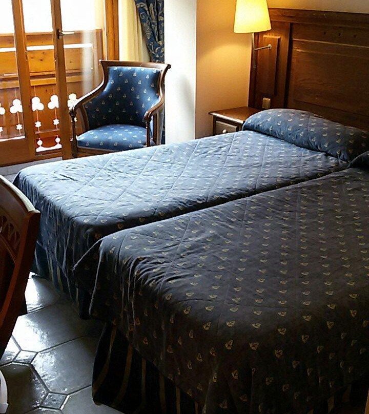 就滋酒店住宿-Hotel El Pradet