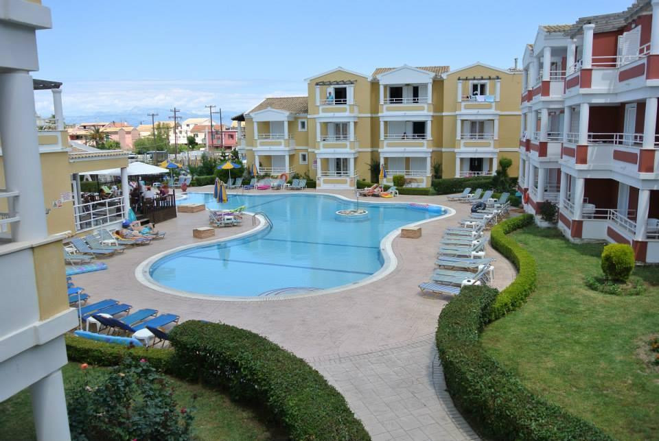 Paradise Hotel Studios and Apartments