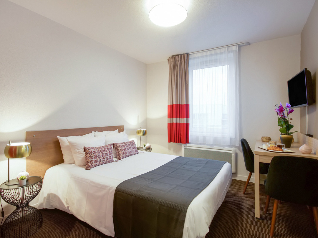 城市公寓里尔厄拉里尔酒店主图